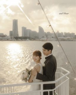 【横浜クルーズ ウェディング🚢】
赤レンガ倉庫の目の前から出港するクルーズ船
"マリーンルージュ"でウェディングフォト📸
▷海がお好きな方
▷横浜に思い出がある方
▷映画のようにロマンチックな雰囲気がお好きな方
▷一味違ったオシャレなウェディングフォトを残したい方
皆様に自信をもってご提案させて頂きます☺️
サザンオールスターズさんのLove affairの歌詞にも登場する恋人の聖地💍
"マリーンルージュで愛されて"みませんか?
┈ ┈ ┈ ┈ ┈ ┈ ┈ ┈ ┈ ┈ ┈ ┈ ┈ ┈ ┈ ┈ ┈
˗ˋ 2周年記念キャンペーン 📢ˊ˗
┈ ┈ ┈ ┈ ┈ ┈ ┈ ┈ ┈ ┈ ┈ ┈ ┈ ┈ ┈ ┈ ┈
ダイレクトメッセージ(DM)またはandDear.公式LINE💬にて
どうぞお気軽にご相談ください!
Please feel free to contact me via direct message (DM) or @anddear.weddings ’s official LINE:)
#マリーンルージュ
#クルーズ
#クルーズ船
#サンセットクルーズ
#横浜ウェディング
#横浜前撮り
#横浜花嫁
#大桟橋前撮り
#大さん橋
#みなとみらい前撮り
#みなとみらい花嫁